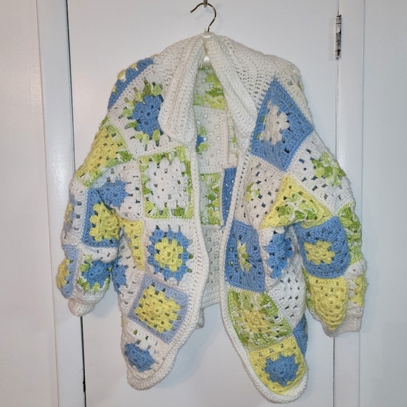 Crochet Boho Chunky Oversized Granny Square Pastel Handmade Blanket Cardigan - Picture 3 of 12
